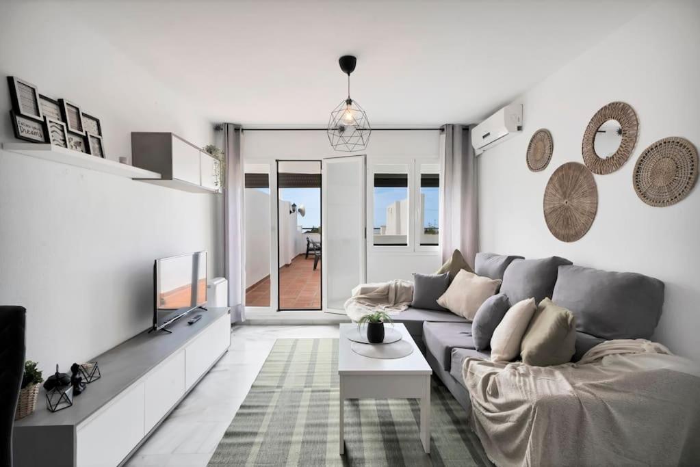 Duplex Con Vistas Al Mar, Piscina Y Gimnasio - Las Abejeras 226 Estepona Kültér fotó