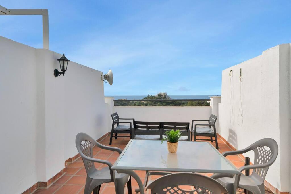 Duplex Con Vistas Al Mar, Piscina Y Gimnasio - Las Abejeras 226 Estepona Kültér fotó