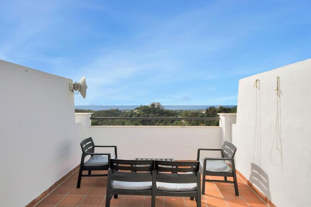 Duplex Con Vistas Al Mar, Piscina Y Gimnasio - Las Abejeras 226 Estepona Kültér fotó