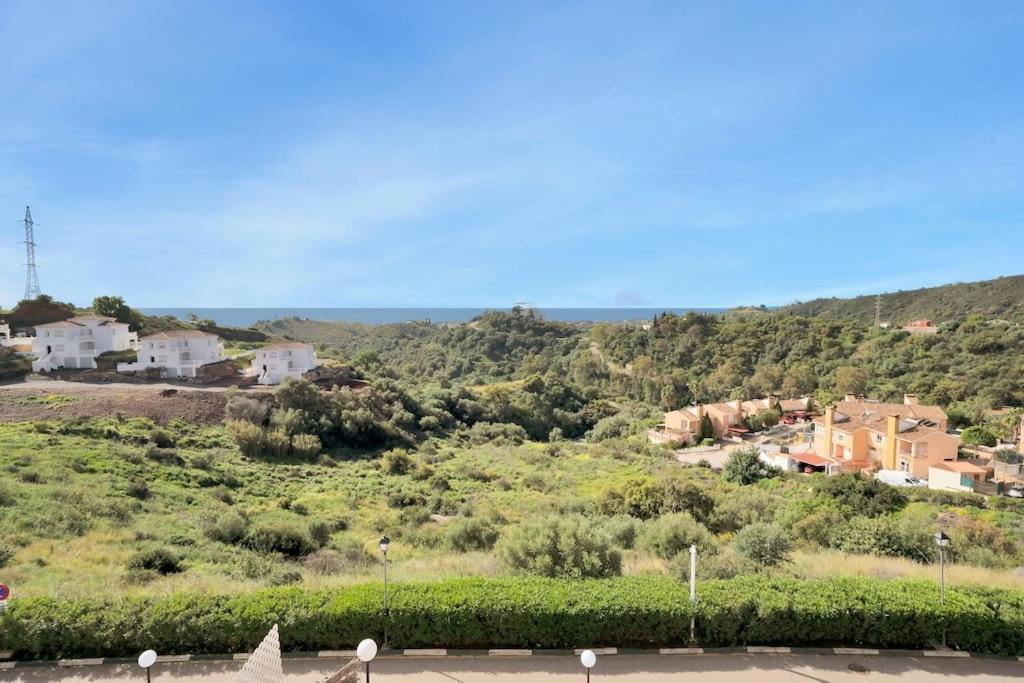 Duplex Con Vistas Al Mar, Piscina Y Gimnasio - Las Abejeras 226 Estepona Kültér fotó